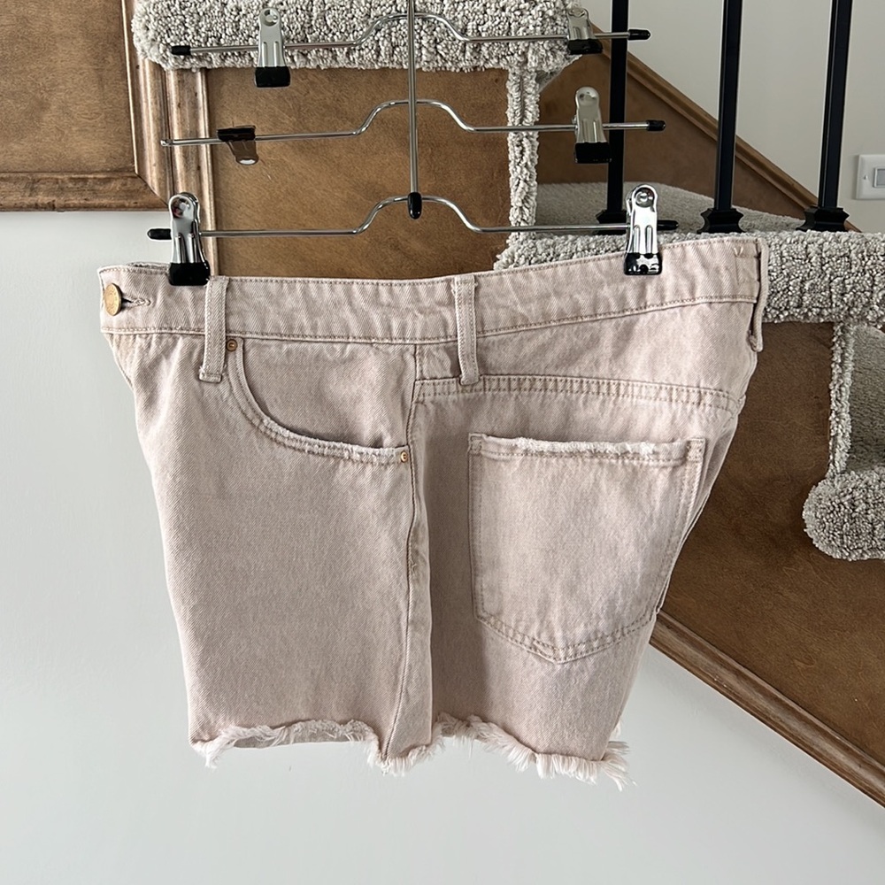 Kut Jane High Rise Shorts - Picture 7 of 10